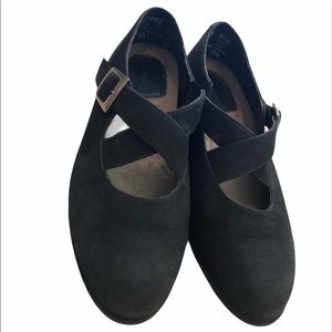 Rockport Mary Janes Suede Size 6.5